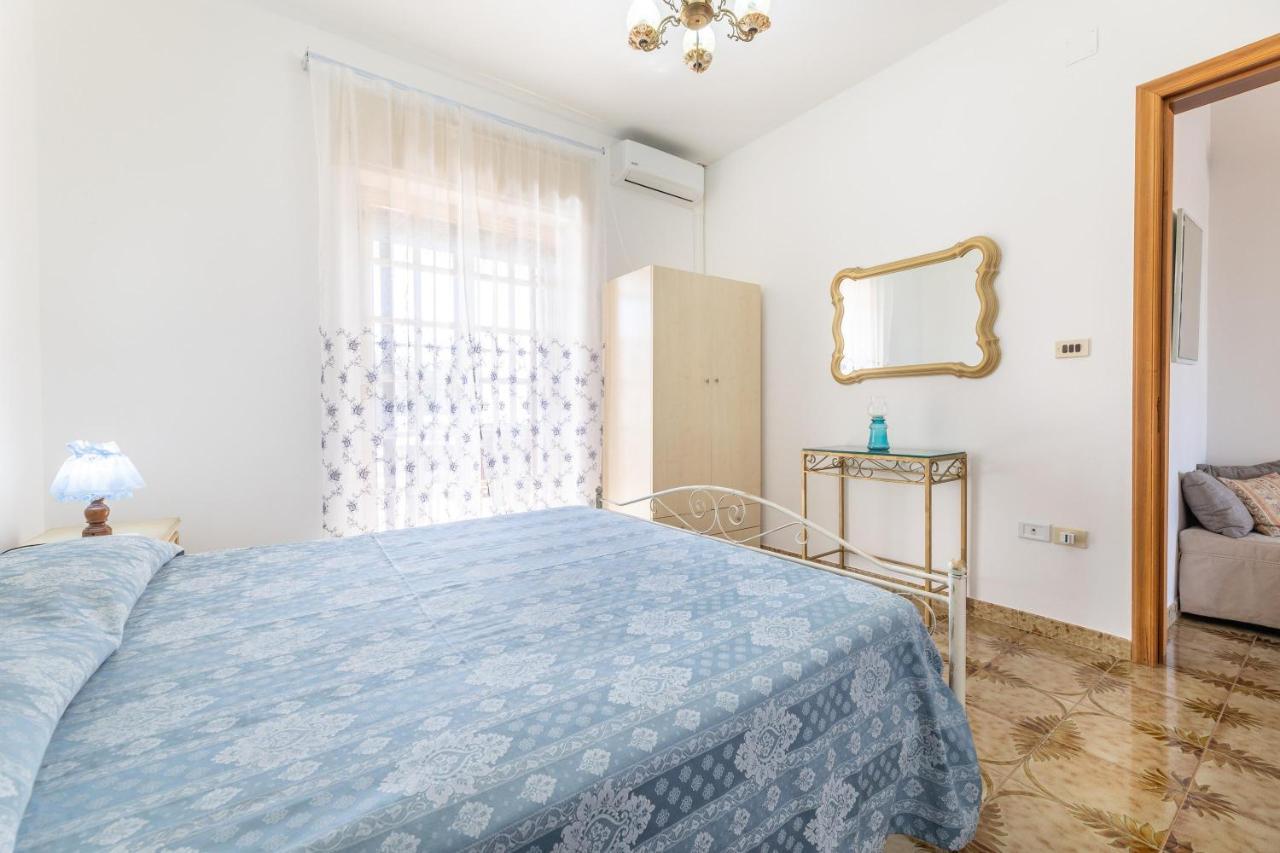 Villa Ermelinda مارينا دي مانكافيسا المظهر الخارجي الصورة