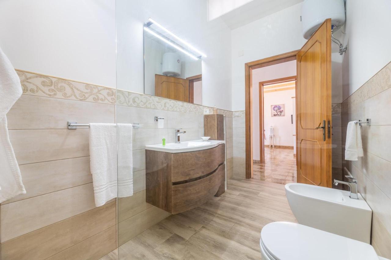 Villa Ermelinda مارينا دي مانكافيسا المظهر الخارجي الصورة